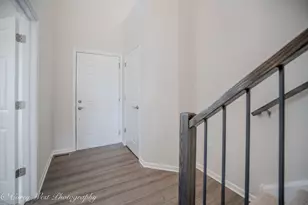 335 N Aspen Dr, Cortland, IL 60112 - Photo 7