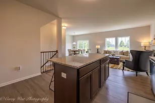 335 N Aspen Dr, Cortland, IL 60112 - Photo 11
