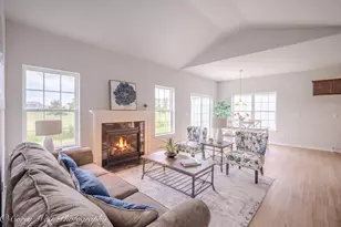 347 N Aspen Dr, Cortland, IL 60112 - Photo 19