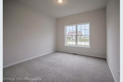 347 N Aspen Drive, Cortland, IL 60112 - Photo 9