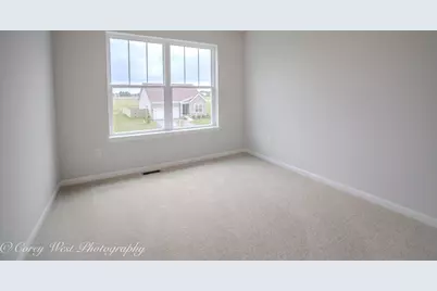 359 N. Aspen Drive, Cortland, IL 60112 - Photo 35