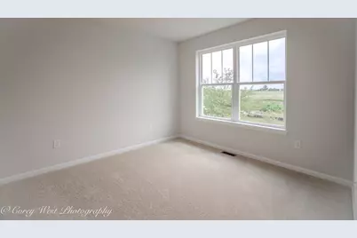 359 N. Aspen Drive, Cortland, IL 60112 - Photo 37