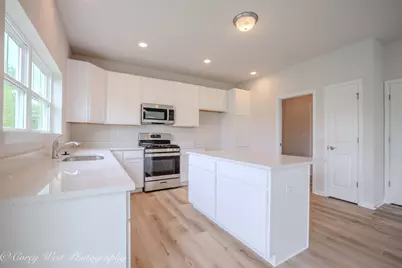 359 N. Aspen Drive, Cortland, IL 60112 - Photo 17