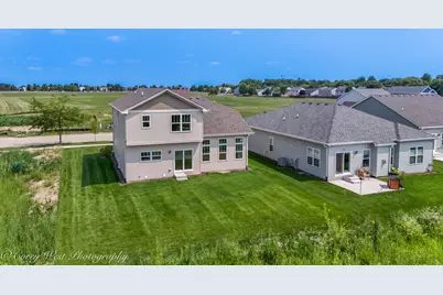 359 N. Aspen Drive, Cortland, IL 60112 - Photo 5
