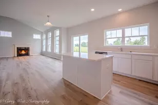359 N Aspen Dr, Cortland, IL 60112 - Photo 19