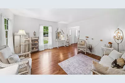 6S370 New Castle Road, Naperville, IL 60540 - Photo 9