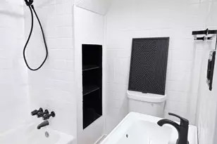 2821 W 102nd Street SW, Evergreen Park, IL 60805 - Photo 9