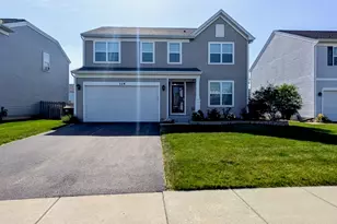 114 Gala Dr, Mundelein, IL 60060 - Photo 1