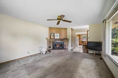 2460 S Benton Street, Rolling Meadows, IL 60008 - Photo 5