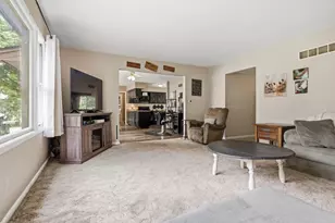 204 E Koopman Dr, Flanagan, IL 61740 - Photo 13