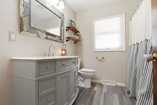 204 E Koopman Dr, Flanagan, IL 61740 - Photo 19