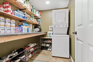 204 E Koopman Dr, Flanagan, IL 61740 - Photo 5