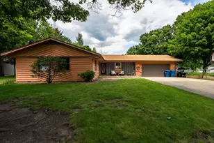 204 E Koopman Dr, Flanagan, IL 61740 - Photo 27