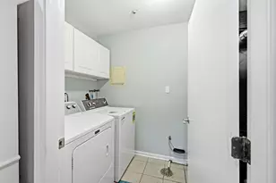 5804 Doe Cir, Westmont, IL 60559 - Photo 19