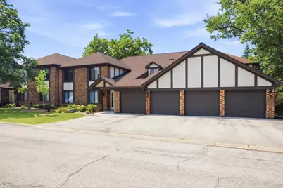 5804 Doe Circle #6, Westmont, IL 60559 - Photo 1