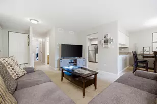 5804 Doe Cir, Westmont, IL 60559 - Photo 7
