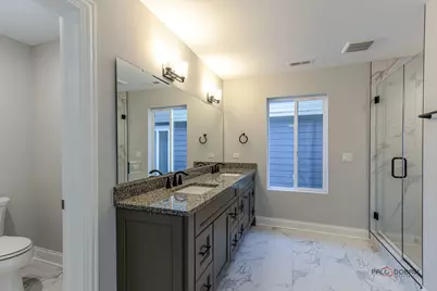 166 Roman Lane, Hawthorn Woods, IL 60047 - Photo 23