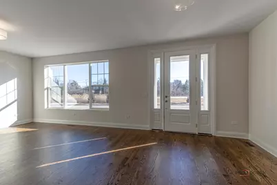 166 Roman Lane, Hawthorn Woods, IL 60047 - Photo 3