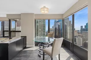 30 E Huron St, Chicago, IL 60611 - Photo 7