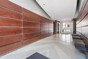 1100 W Montrose Ave, Chicago, IL 60613 - Photo 19