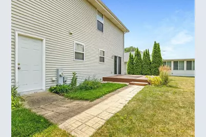 7426 Ashton Villa, Rockford, IL 61107 - Photo 27