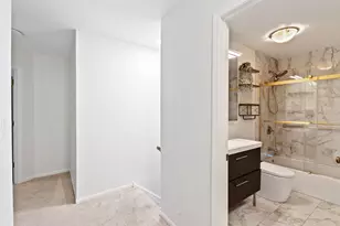 912 Matthew Ct, Naperville, IL 60540 - Photo 17