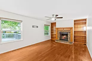912 Matthew Ct, Naperville, IL 60540 - Photo 15