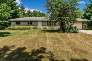 4315 W Rockton Rd, Rockton, IL 61072 - Photo 1