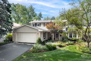 612 Burning Tree Ln, Naperville, IL 60563 - Photo 1