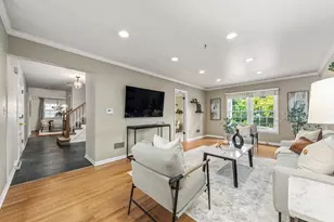 612 Burning Tree Ln, Naperville, IL 60563 - Photo 7