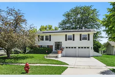 1355 Devonshire Lane, Hoffman Estates, IL 60169 - Photo 1
