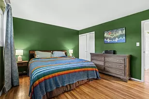 1355 Devonshire Ln, Hoffman Estates, IL 60169 - Photo 9