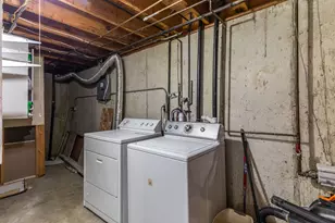 919 Gael Dr, Joliet, IL 60435 - Photo 15