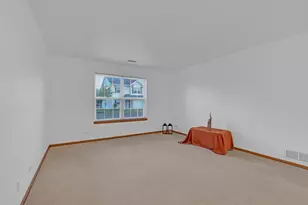 1661 W Chrysler Dr, Belvidere, IL 61008 - Photo 3