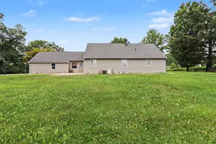 11 S Sager Rd, Valparaiso, IN 46383 - Photo 25