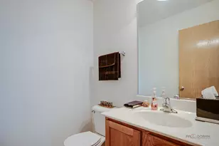 1270 Oriole Ct, Round Lake, IL 60073 - Photo 11