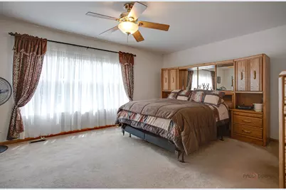1270 Oriole Court, Round Lake, IL 60073 - Photo 15