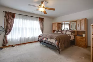 1270 Oriole Ct, Round Lake, IL 60073 - Photo 15