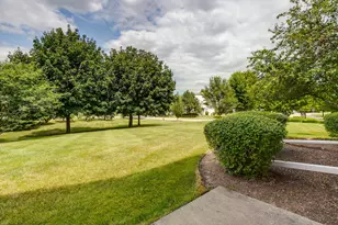 1270 Oriole Ct, Round Lake, IL 60073 - Photo 21