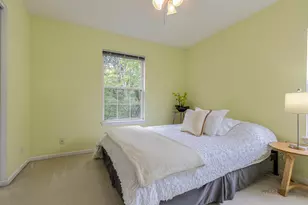 220 Meadowlark Cir, Lindenhurst, IL 60046 - Photo 15