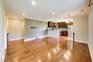 66 Gant Cir, Streamwood, IL 60107 - Photo 7