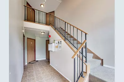 66 Gant Circle #E, Streamwood, IL 60107 - Photo 3