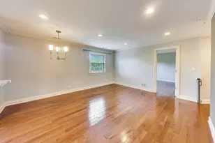 66 Gant Cir, Streamwood, IL 60107 - Photo 9