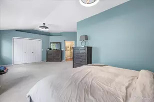 262 Lineas Ln, Geneva, IL 60134 - Photo 15