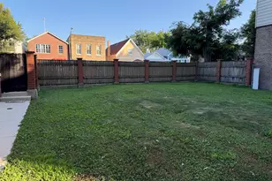 2706 S Hillock Ave, Chicago, IL 60608 - Photo 29