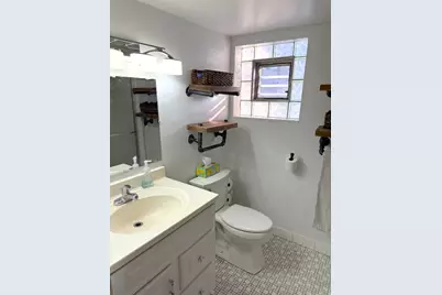 2706 S Hillock Avenue, Chicago, IL 60608 - Photo 21