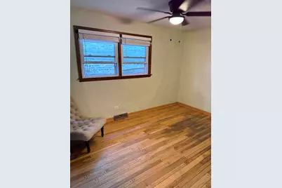 2706 S Hillock Avenue, Chicago, IL 60608 - Photo 15