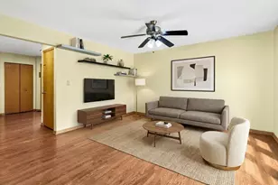 2153 Laurel Ave, Hanover Park, IL 60133 - Photo 3