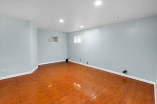 2153 Laurel Ave, Hanover Park, IL 60133 - Photo 9