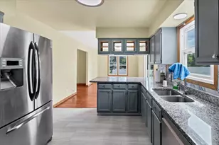 2153 Laurel Ave, Hanover Park, IL 60133 - Photo 19
